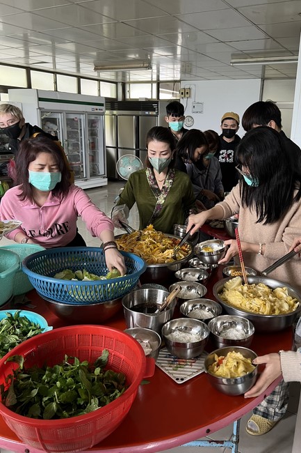Assembly for worshiping Bodhisattva Avalokitesvara at Linh An Pagoda