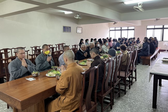Assembly for worshiping Bodhisattva Avalokitesvara at Linh An Pagoda