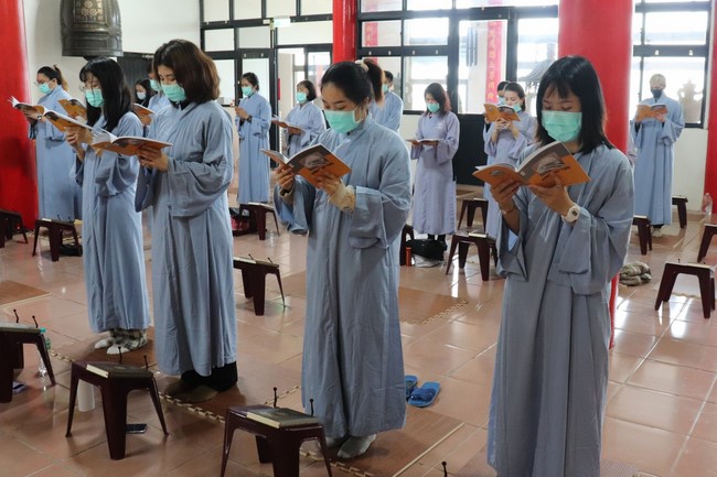 Assembly for worshiping Bodhisattva Avalokitesvara at Linh An Pagoda