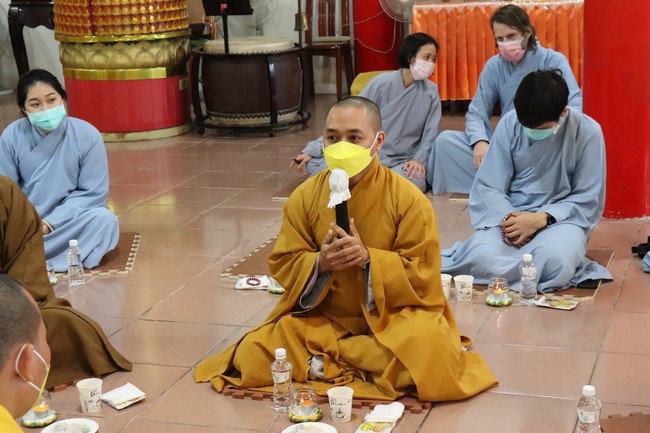 Assembly for worshiping Bodhisattva Avalokitesvara at Linh An Pagoda