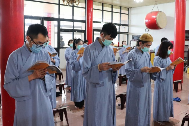 Assembly for worshiping Bodhisattva Avalokitesvara at Linh An Pagoda