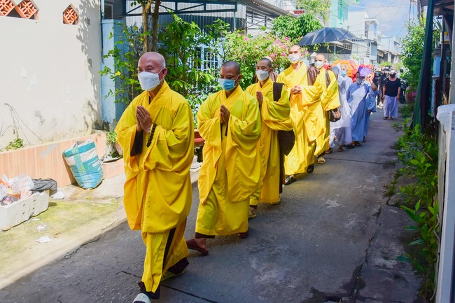 Visiting Buddhist Tinh Tai Funeral in Kien Giang province