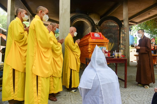 Visiting Buddhist Tinh Tai Funeral in Kien Giang province