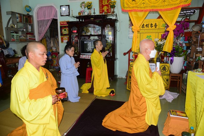 Visiting Buddhist Tinh Tai Funeral in Kien Giang province