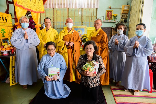 Visiting Buddhist Tinh Tai Funeral in Kien Giang province