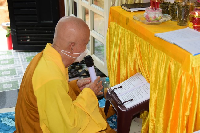 Lễ sám hối và quy y Tam bảo tại Thủ Đức