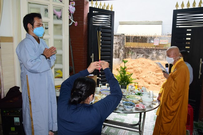 Lễ sám hối và quy y Tam bảo tại Thủ Đức