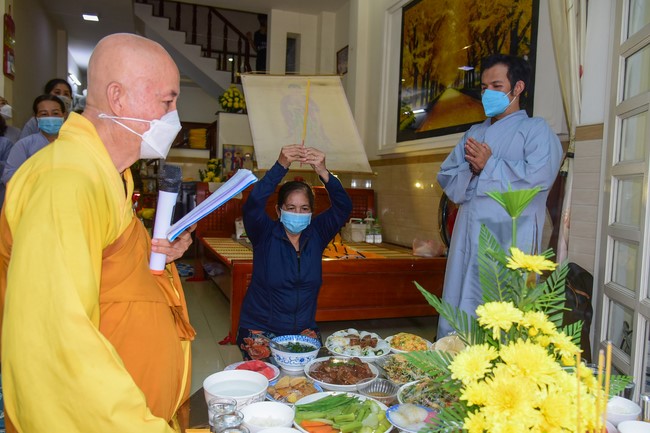 Lễ sám hối và quy y Tam bảo tại Thủ Đức