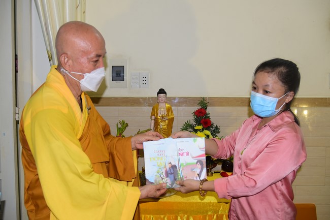 Lễ sám hối và quy y Tam bảo tại Thủ Đức