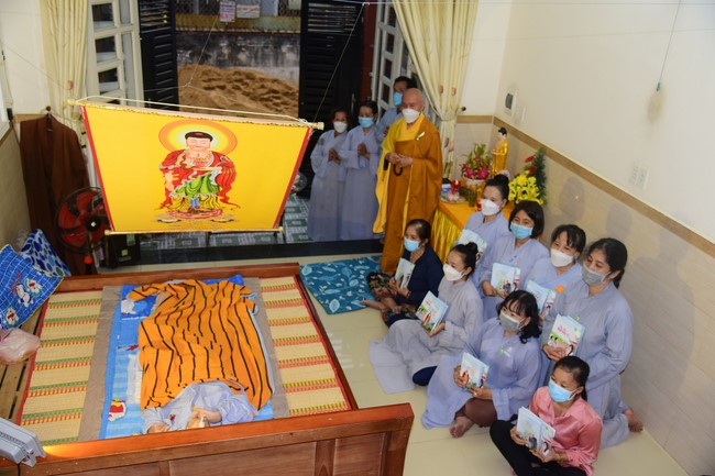 Lễ sám hối và quy y Tam bảo tại Thủ Đức