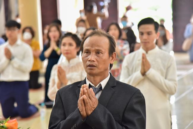Wedding Ceremony at the pagoda