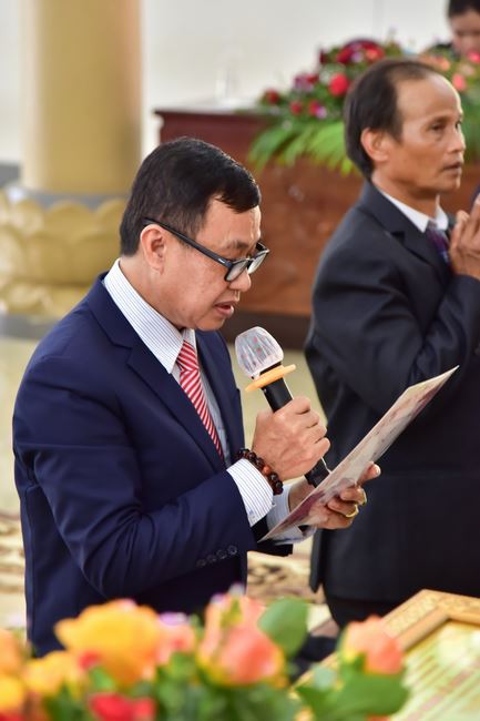 Wedding Ceremony at the pagoda