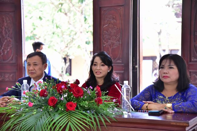 Wedding Ceremony at the pagoda