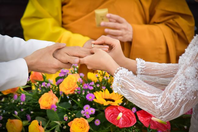Wedding Ceremony at the pagoda