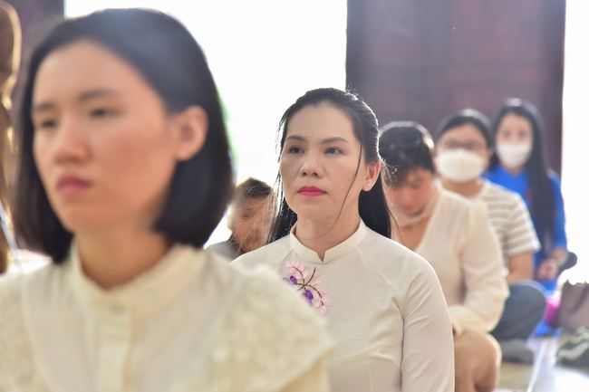 Wedding Ceremony at the pagoda