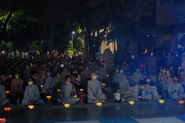 Lễ lạy danh hiệu Quán Thế Âm