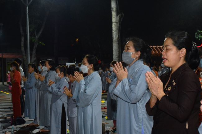 Lễ lạy danh hiệu Quán Thế Âm