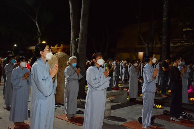 Lễ lạy danh hiệu Quán Thế Âm