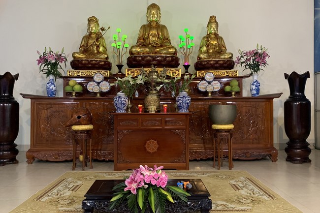 4th day of 16th retreat Practice as the Buddha's teachings” of at Dong Cao Pagoda