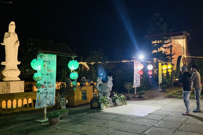 4th day of 16th retreat Practice as the Buddha's teachings” of at Dong Cao Pagoda