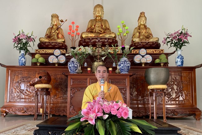 4th day of 16th retreat Practice as the Buddha's teachings” of at Dong Cao Pagoda