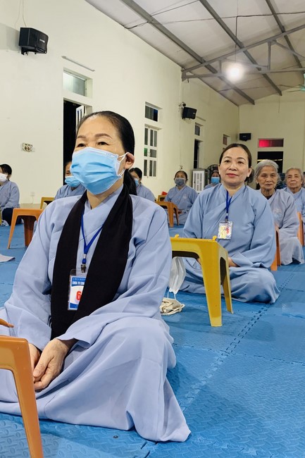 4th day of 16th retreat Practice as the Buddha's teachings” of at Dong Cao Pagoda