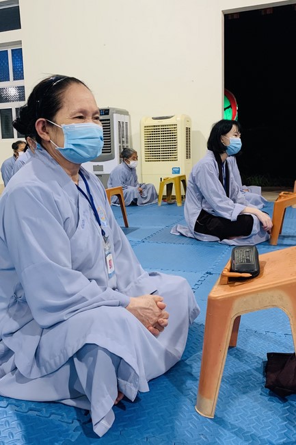 4th day of 16th retreat Practice as the Buddha's teachings” of at Dong Cao Pagoda