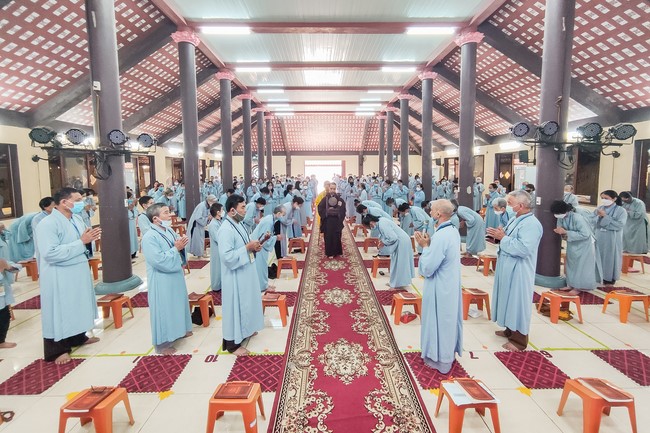 The “Envoy of Tathagata Retreat at Hoa Phuc pagoda