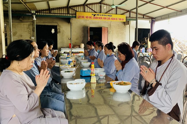 Chùa Đống Cao: Ngày cuối Khóa tu Học Theo Hạnh Phật lần 16