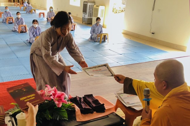 Chùa Đống Cao: Ngày cuối Khóa tu Học Theo Hạnh Phật lần 16