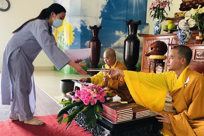 Chùa Đống Cao: Ngày cuối Khóa tu Học Theo Hạnh Phật lần 16