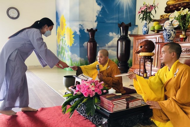 Chùa Đống Cao: Ngày cuối Khóa tu Học Theo Hạnh Phật lần 16