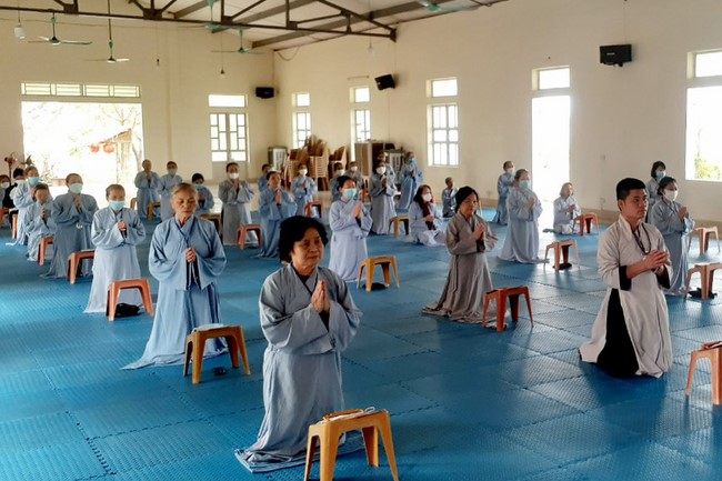 Chùa Đống Cao: Ngày cuối Khóa tu Học Theo Hạnh Phật lần 16