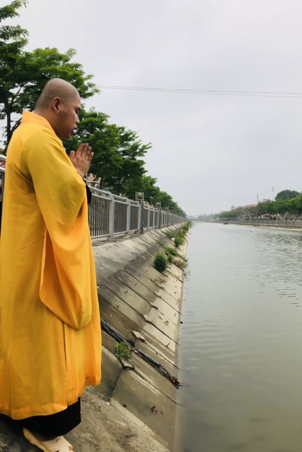 Thiện sự ngày Rằm tại chùa Đống Cao