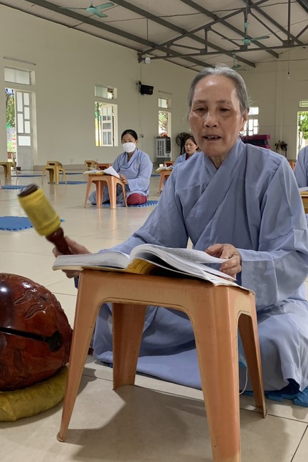 Thiện sự ngày Rằm tại chùa Đống Cao