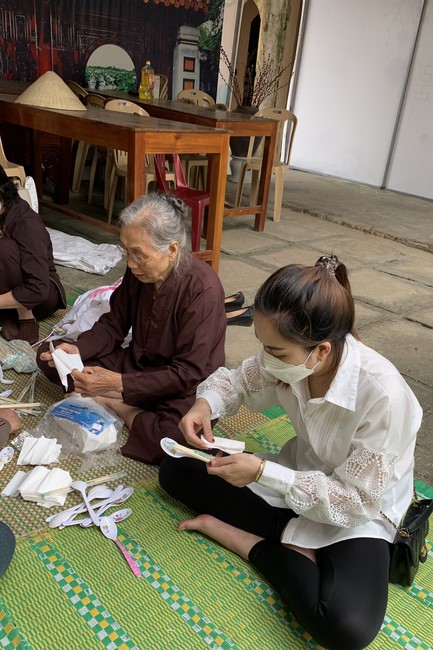 Thiện sự ngày Rằm tại chùa Đống Cao