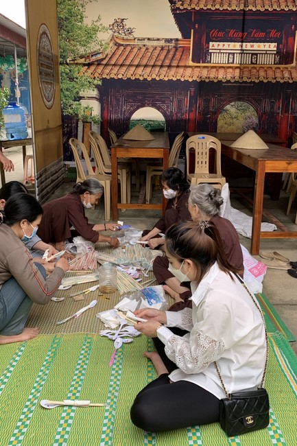 Thiện sự ngày Rằm tại chùa Đống Cao