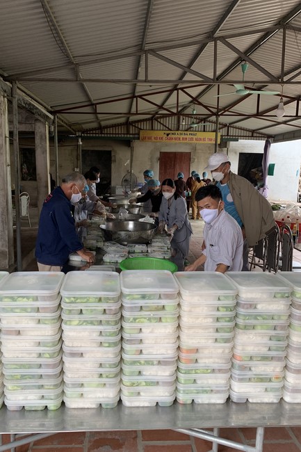 Thiện sự ngày Rằm tại chùa Đống Cao