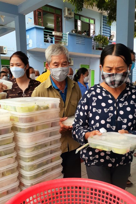 Thiện sự ngày Rằm tại chùa Đống Cao