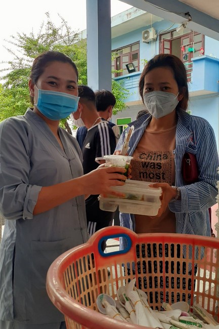 Thiện sự ngày Rằm tại chùa Đống Cao