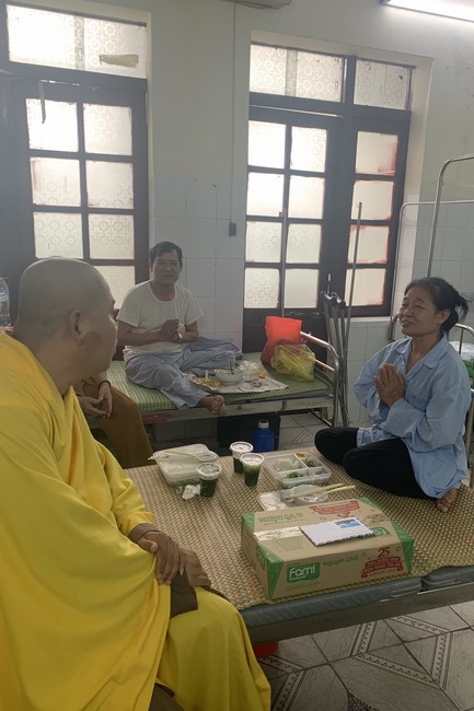 Thiện sự ngày Rằm tại chùa Đống Cao