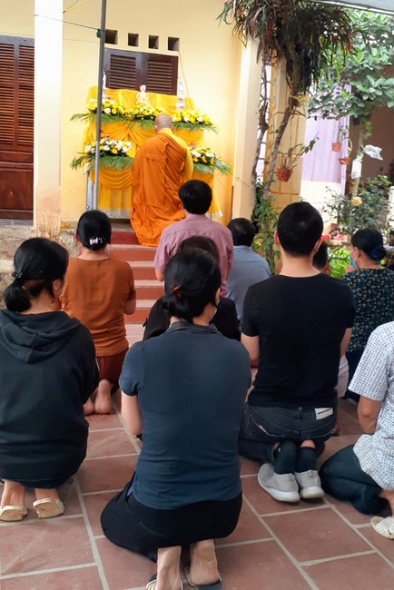 Thiện sự ngày Rằm tại chùa Đống Cao