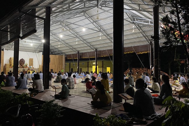 Repentant Ceremony at Suoi Phap Pagoda, Tay Ninh