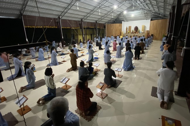 Repentant Ceremony at Suoi Phap Pagoda, Tay Ninh