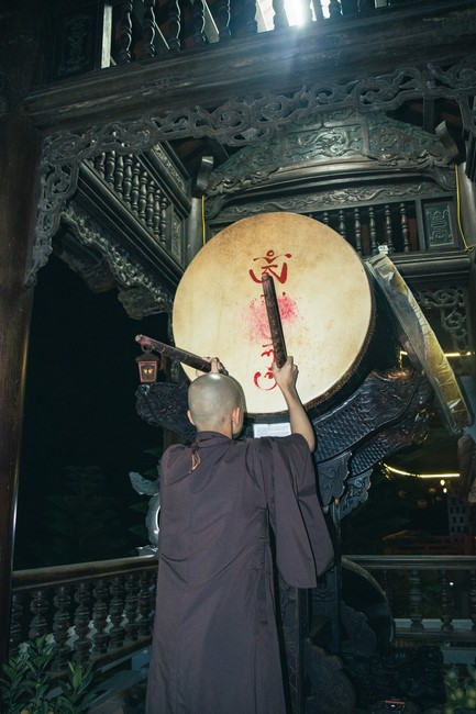 Forever custom of grave-visiting festival