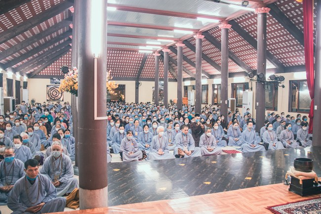 Forever custom of grave-visiting festival