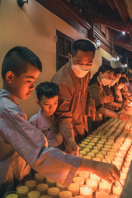 Forever custom of grave-visiting festival