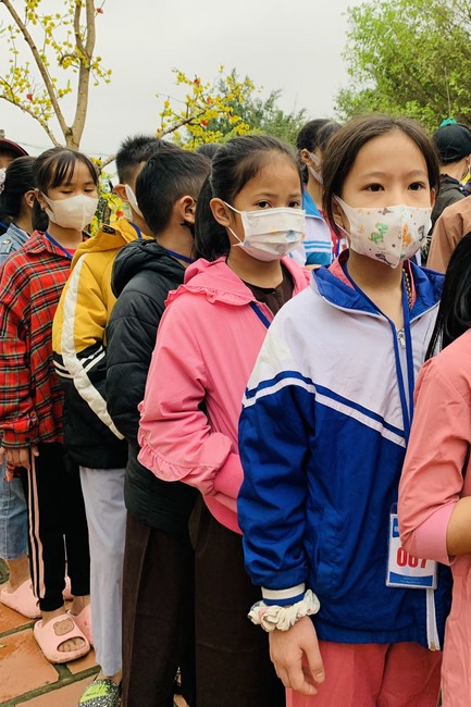The 9th lotus seeds Sowing Retreat at Dong Cao Pagoda