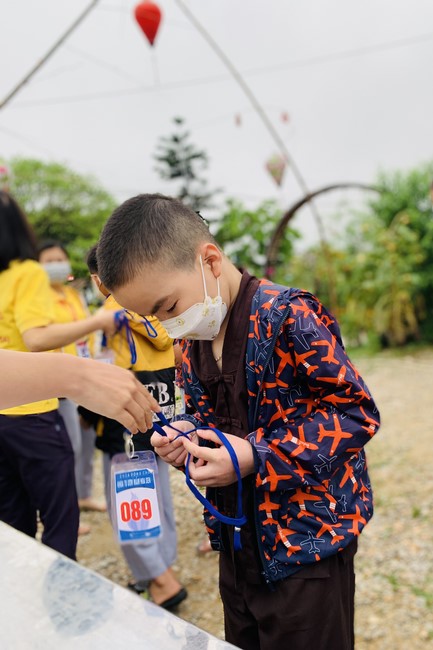 The 9th lotus seeds Sowing Retreat at Dong Cao Pagoda