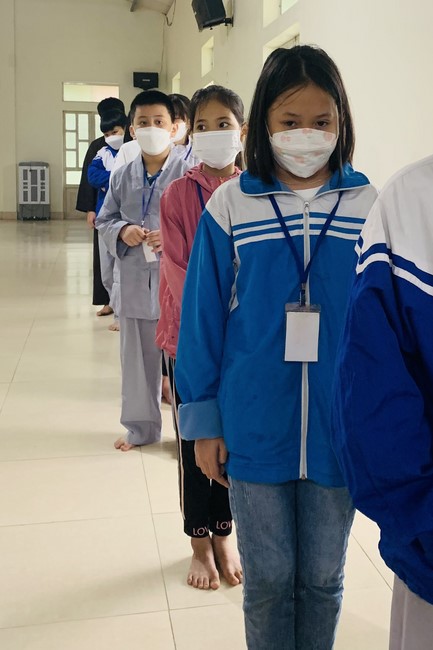 The 9th lotus seeds Sowing Retreat at Dong Cao Pagoda
